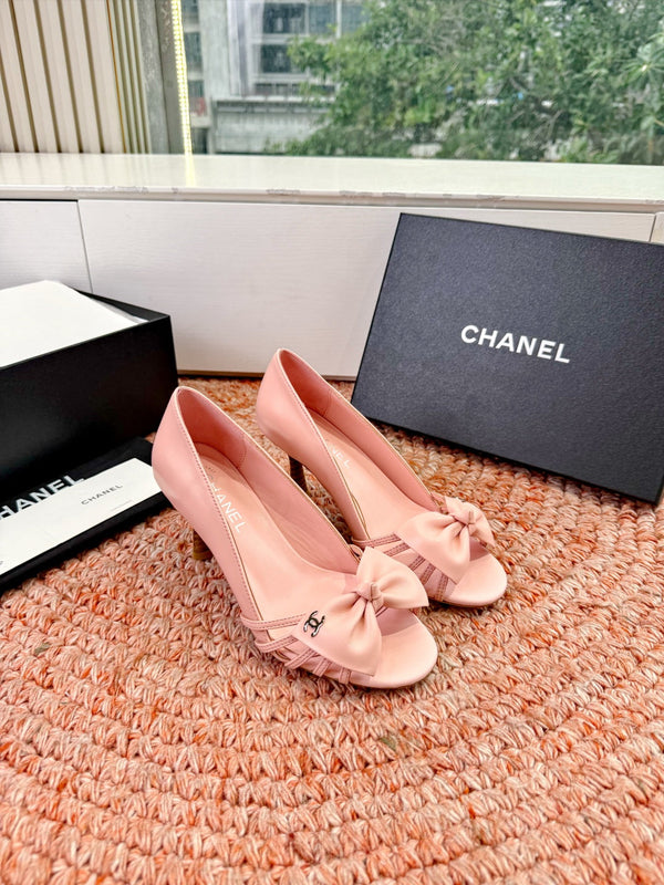 CC 26s Bow High Heels Pink Sheepskin 703677