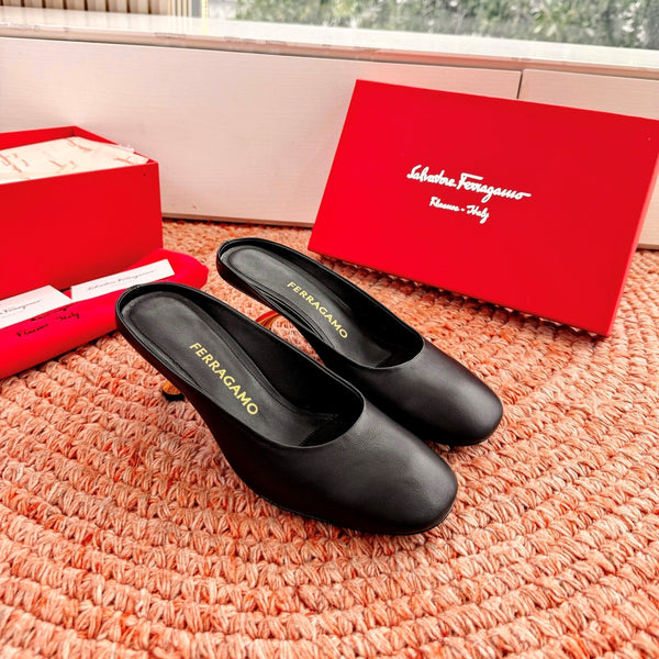 Ferragamo Salvatore Mule Black Sheepskin 760452