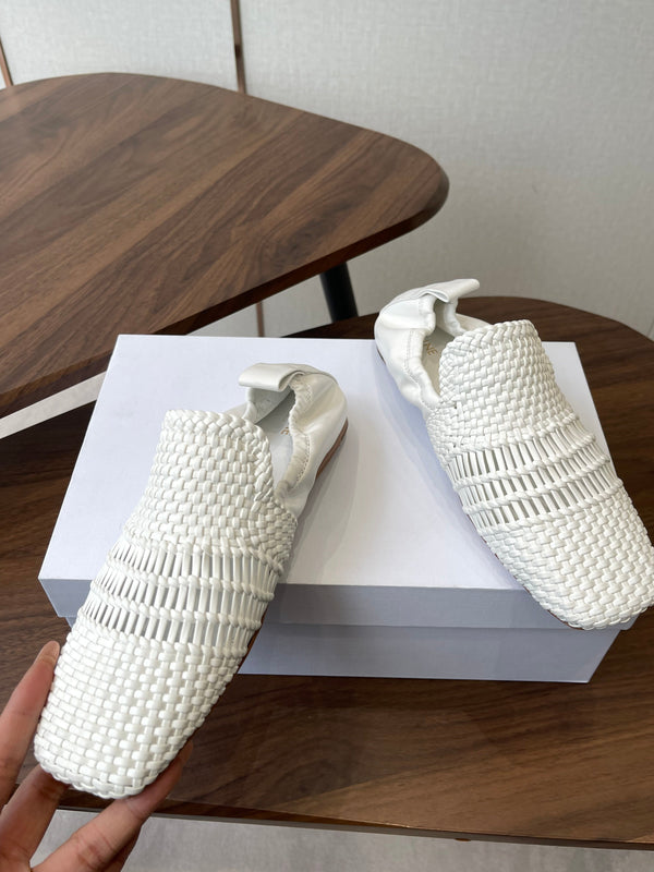 CL Ballet Lace-Up Shoe White Woven Lambskin 790672