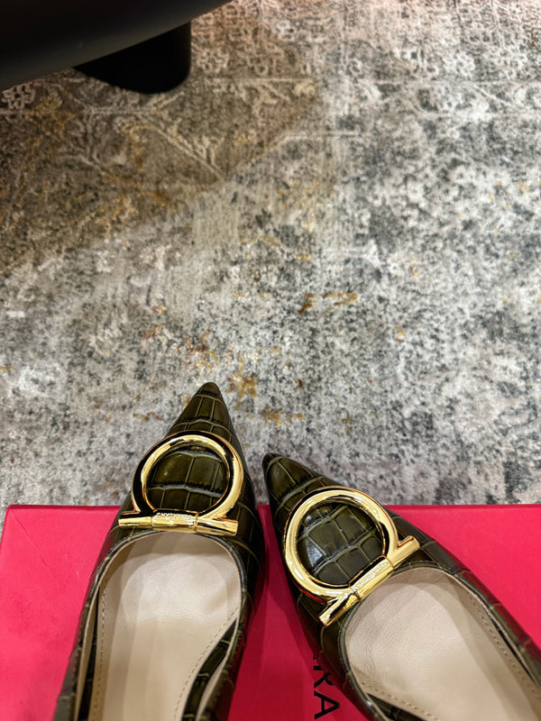 Ferragamo Maxi Gancini Slingback 7.5cm Olive Embossed Cowhide