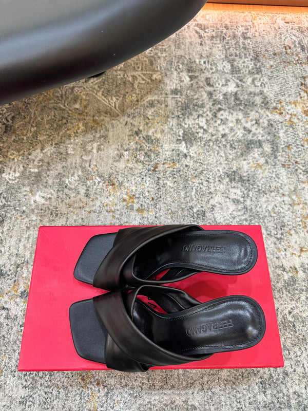 Ferragamo Gancini-Heel Padded Sandals 9cm Black Cowhide 694847