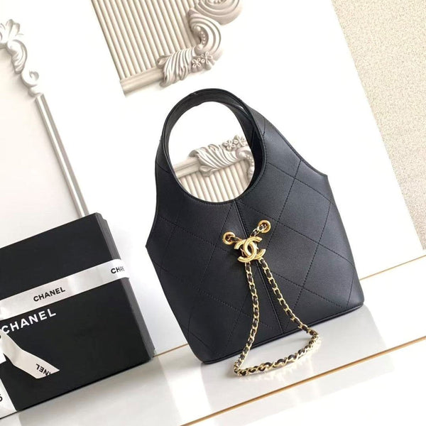 CC 2026 Basket Hobo Bag 27.5cm Black Calfskin