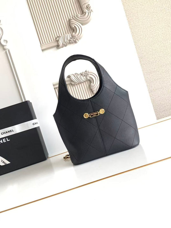CC 2026 Basket Hobo Bag 27.5cm Black Calfskin