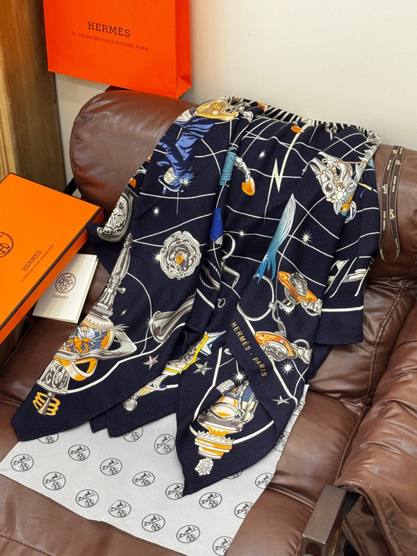 HM Starry Night Chorus Double-Sided Scarf 140cm Navy Blue Silk Cashmere 143715