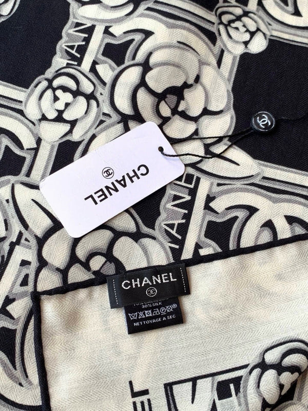 CC 26s Scarf 140 In Cashmere Silk 309373