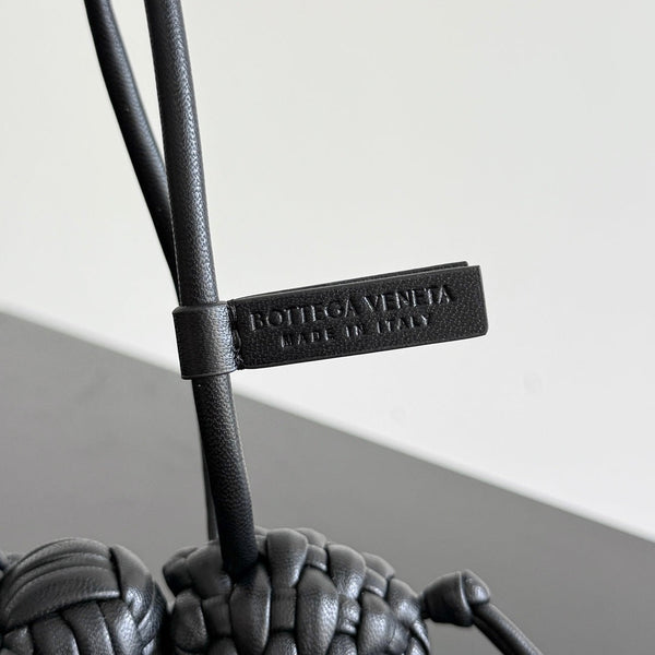 BV 25 Elephant Charm Black leather