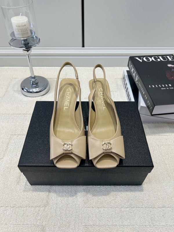 CC 26s Bow Peep-Toe Slingback Beige Sheepskin 964579