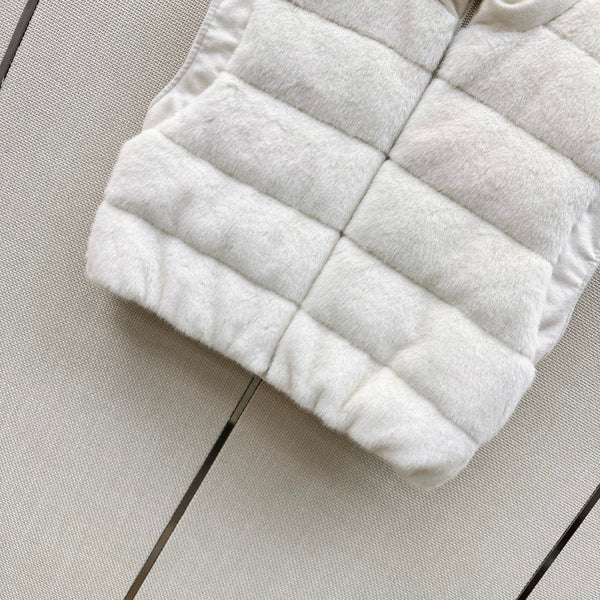 BC 26s Down Vest White Goose Down Filling Plush Fabric 419304