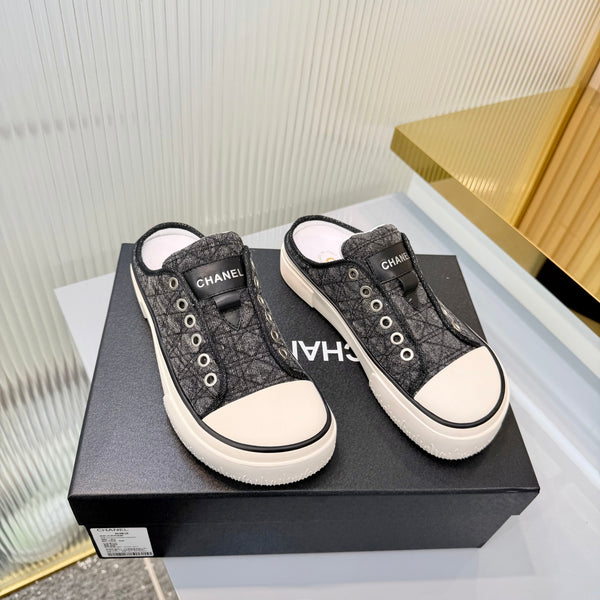 CC 26s Casual Sports Mules Black White Denim 924003