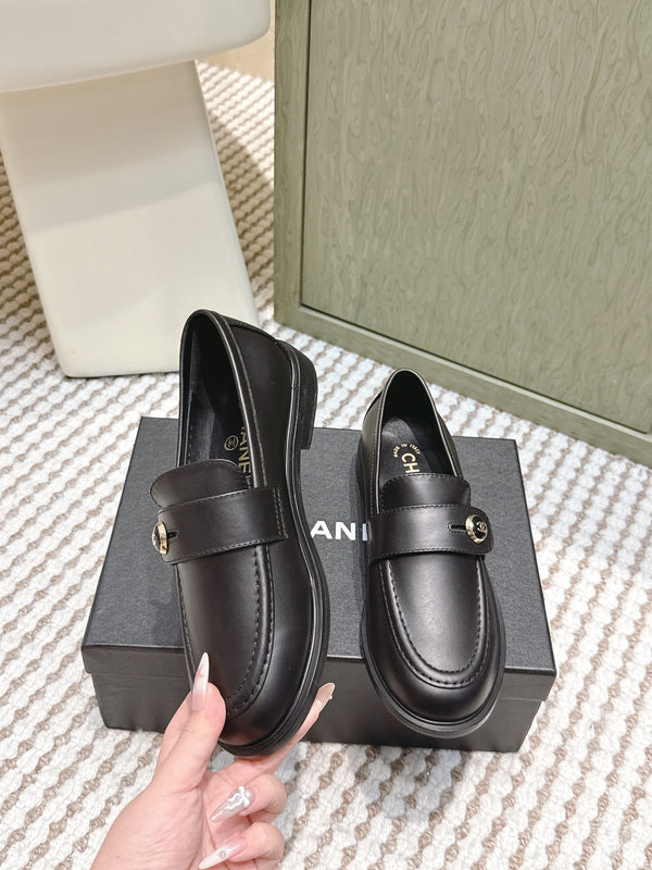 CC 26SS Loafers 3cm Black Cowhide 653489