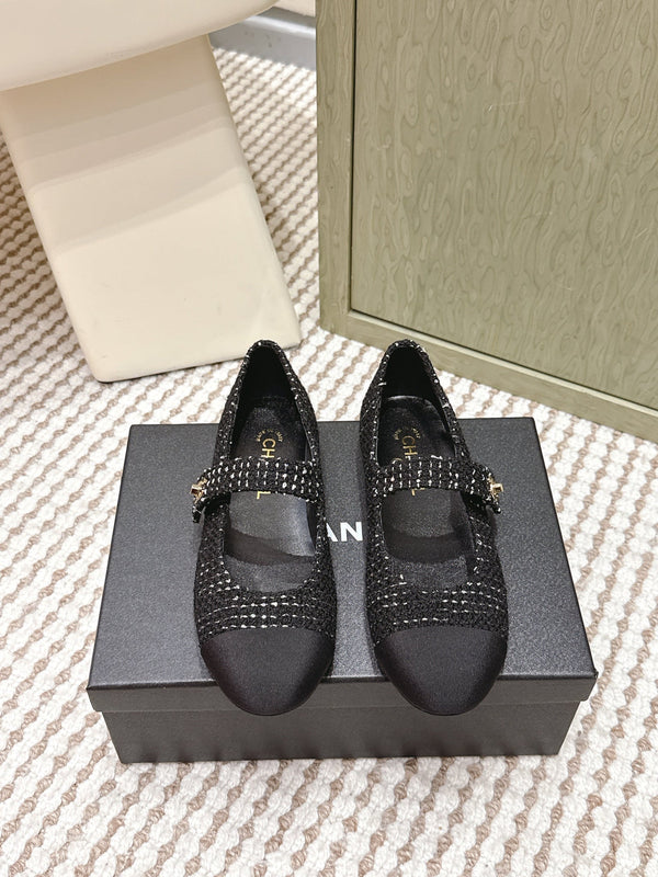 CC 25s Mary Jane Flat In Black Tweed With Cap Toe Gold Hardware