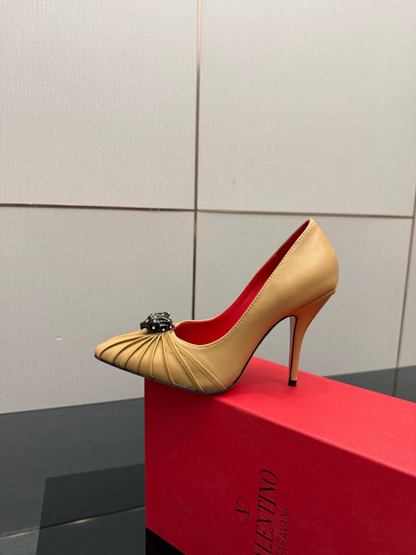 VT Panthea Pumps 105mm Beige Goatskin 630184