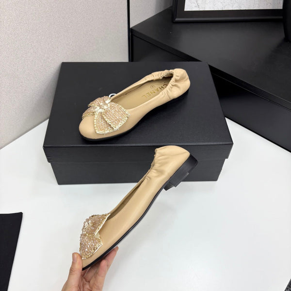 CC 25 Diamond Ballet Flats Beige Sheepskin 331787