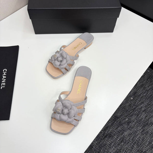 CC 25 Camellia Open Flat Mule Grey Beige Sheepskin And Fabric 368848