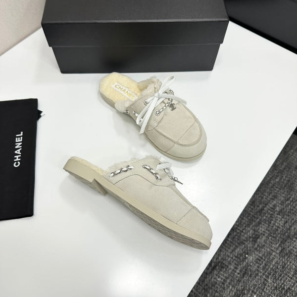 CC 26s Mules Flat Light Gray Suede Leather 109162