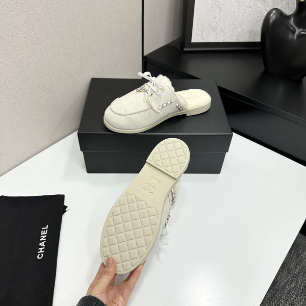 CC 26s Mules Flat Light Gray Suede Leather 109162
