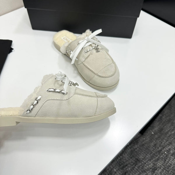 CC 26s Mules Flat Light Gray Suede Leather 109162