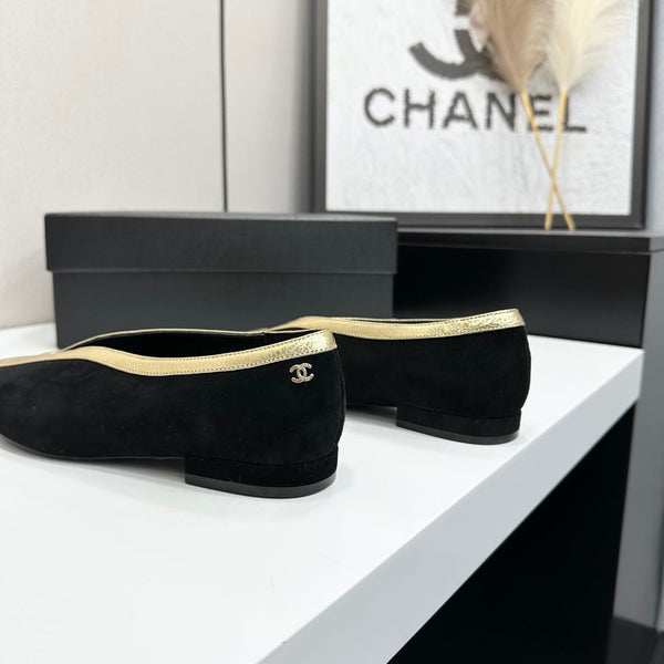 CC 26s Ballet Flats Black Suede 743135
