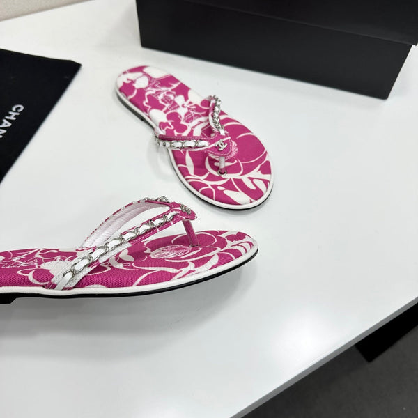 CC 26s Thong Sandals Pink Floral Printed Satin 925642