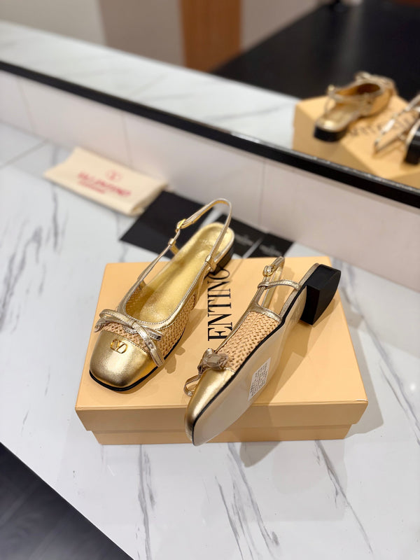 VLTN 26s Valet Du Roi Slingback Flats Gold Raffia Leather 985456