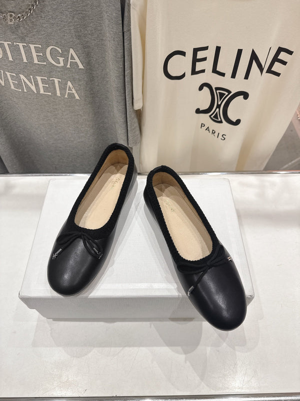CL 26s Ballet Flats In Black Calfskin With Bow