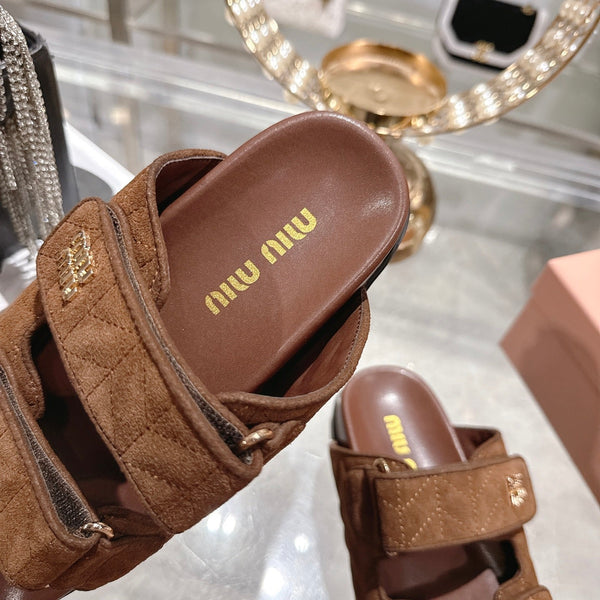 Miu Comfort Sandals Coffee Quilted Suede 751304