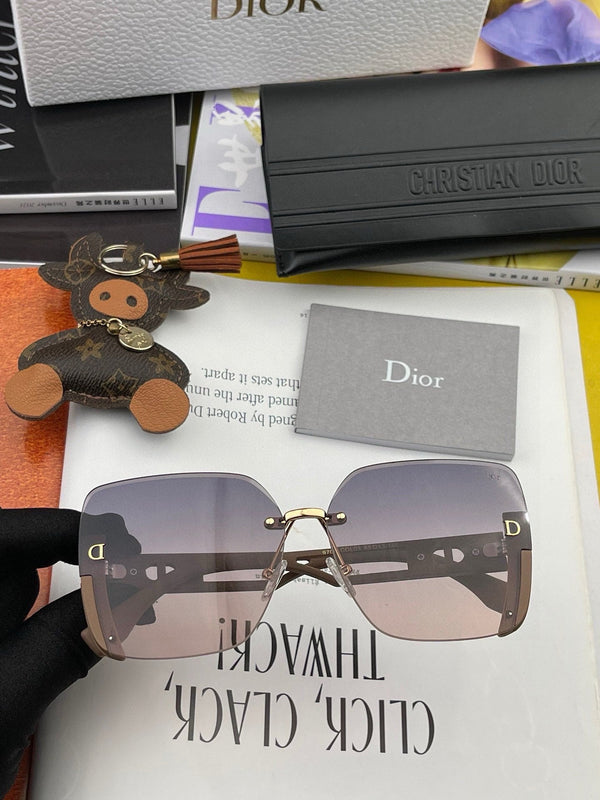 MONTAIGNE SUNGLASS CD6970 IN ACETATE