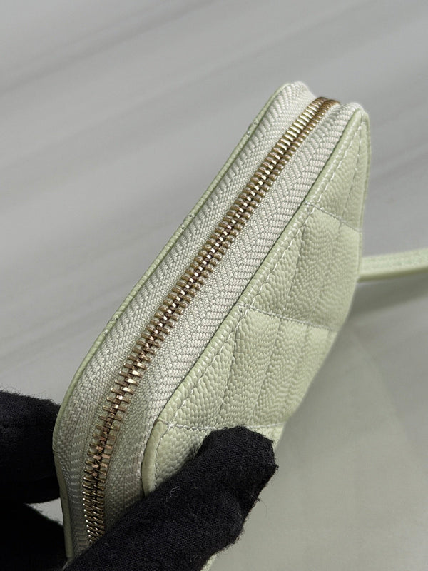 CC 26P Zipper Card Holder Light Yellow Quited Caviar Leather