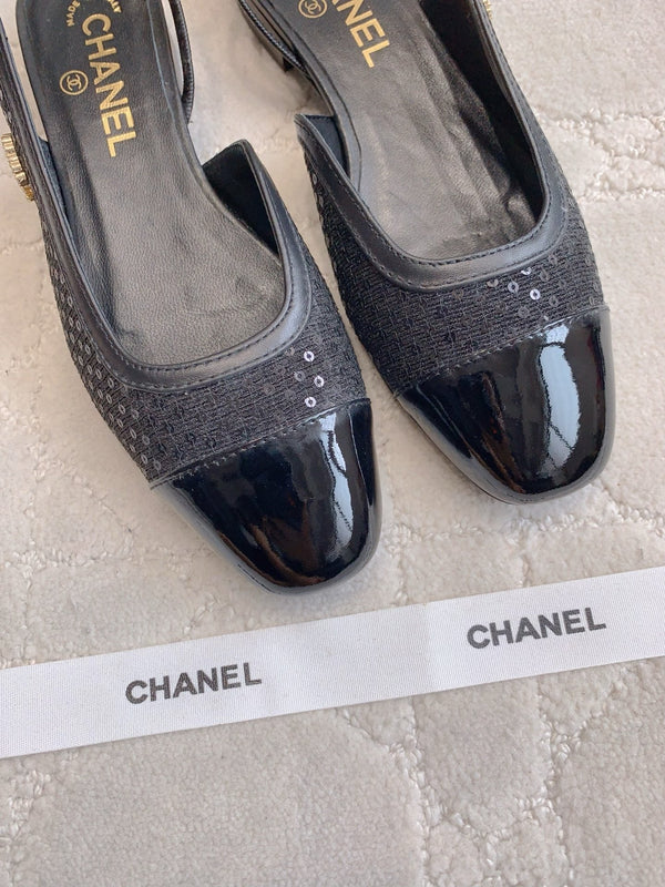 CC Cap Toe Slingback Black Lamskin & Glitter 404279