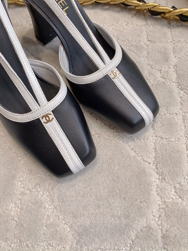 CC FW26 Square Cap Toe Slingback 8.5cm White Black Leather 723687