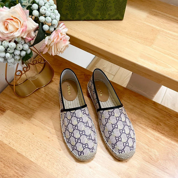 GG  Supreme Flat Shoes White Caro
