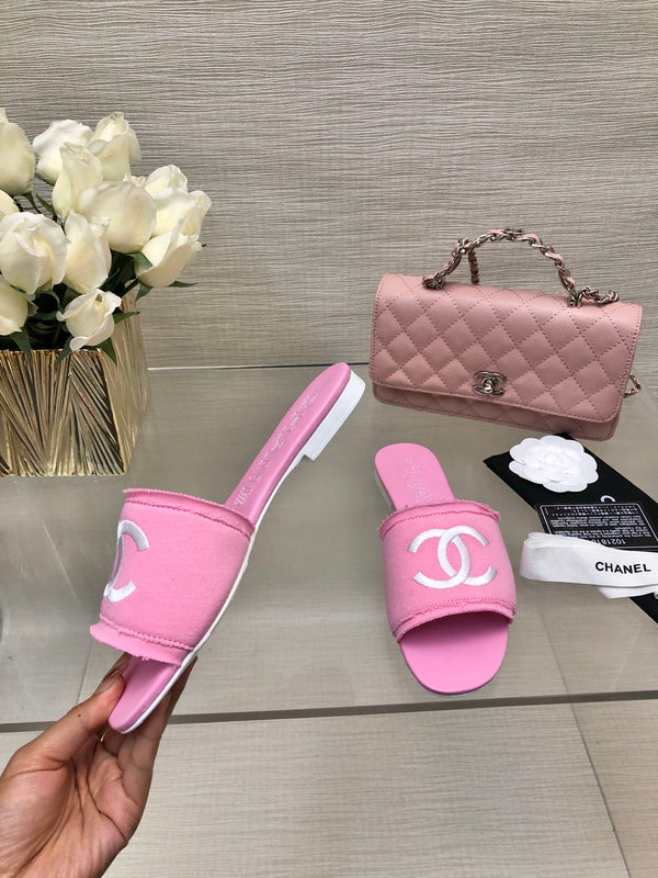 CC 25C Slippers Pink Fabric Material 212967