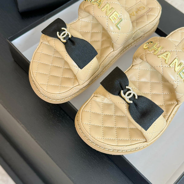 Mule Sandals Lambskin Beige Cream