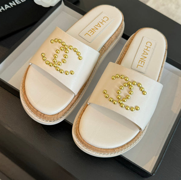 CC 25C Slippers White Sheepskin 213107