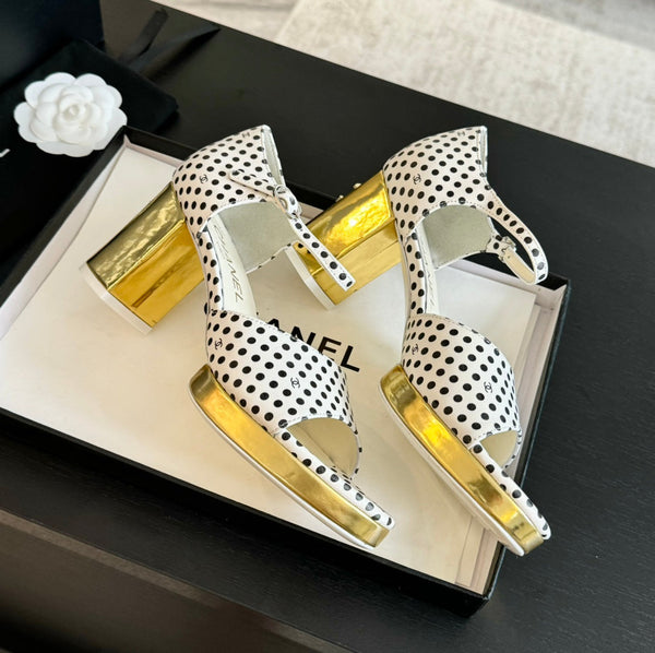 Platform Peep-Toe Sandals White/Black Caro Lambskin
