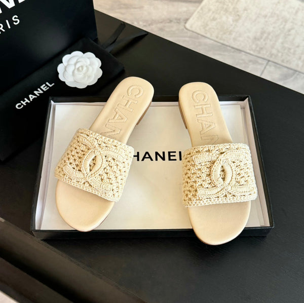 CC 26s Slippers Beige Cream Lambskin