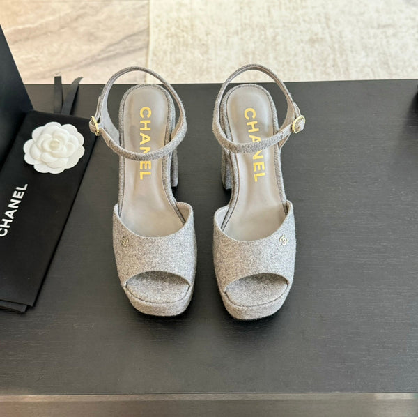 HIGH HEEL PLATFORM SANDALS IN DOVE GRAY SUEDE