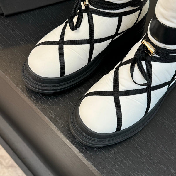CC Ankle Boots White Mix Black Wind Cloth Quilted