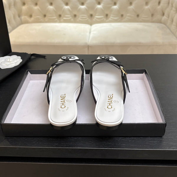 CC 26s Square Head Flat Half Slipper White Leather 847246