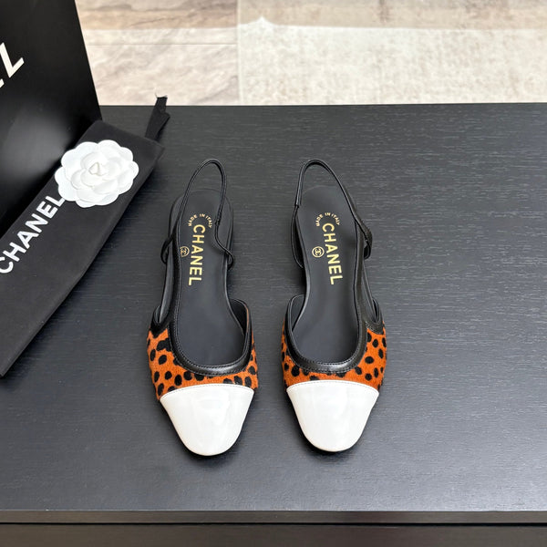 CC 26s Classic Slingback Flat Black Orange White Horsehair Patent Leather 907629