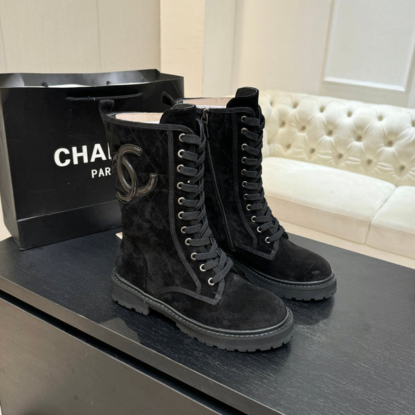 CC Combat Boots 26s Black Suede Leather 101987