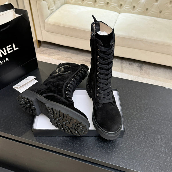 CC Combat Boots 26s Black Suede Leather 101987