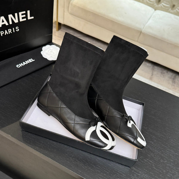 CC 26s Cap-Toe Sock Boots Black Suede Leather 106823