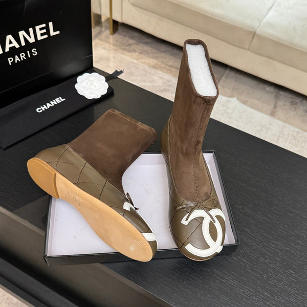 CC 26s Cap-Toe Sock Boots Khaki Suede Leather 106824