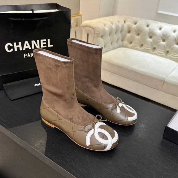 CC 26s Cap-Toe Sock Boots Khaki Suede Leather 106824