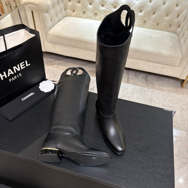 CC 26s Knee-High Riding Boots Black Calfskin Leather 106812