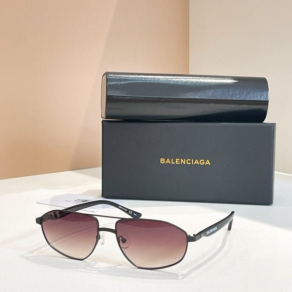 Balenciaga Sunglasses 679520