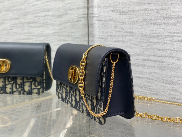 MONTAIGNE AVENUE MINI 22 BAG IN NAVY BLUE CALFSKIN AND MONOGRAM OBLIQUE JACQUARD