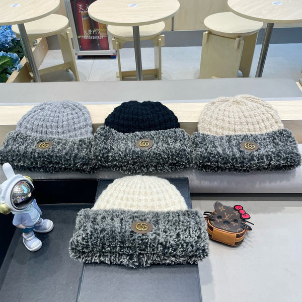 BEANIE HAT IN COIN GRAY WOOL AND FLEECE 399545