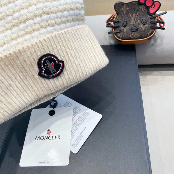 BEANIE HAT IN STELL BISQUE BEIGE MIX WHITE CASHMERE 436731